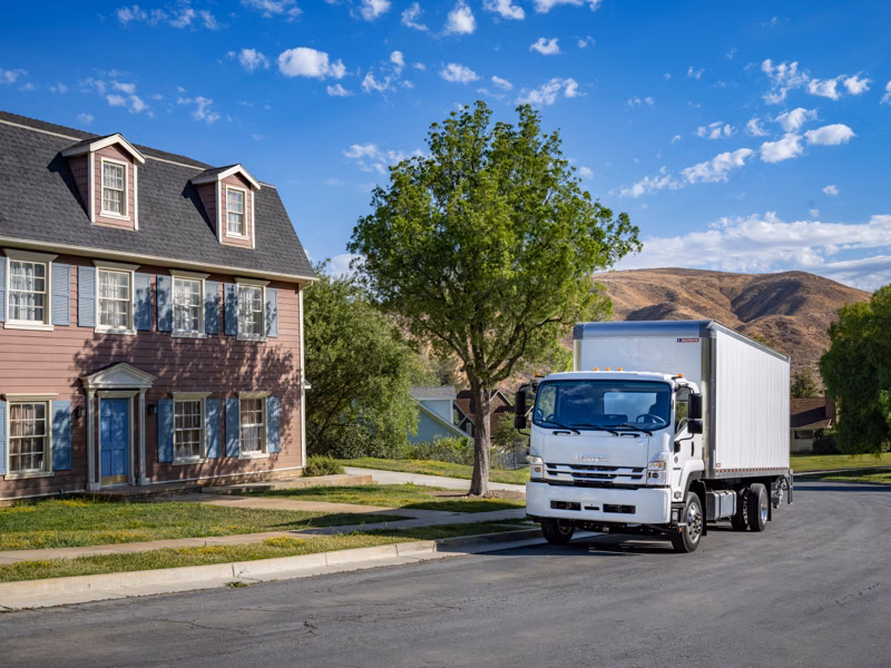2025 Isuzu FTR (Diesel) - Image 15