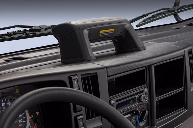 2025 Isuzu NRR Crew Cab (N-Series Diesel) - Image 3